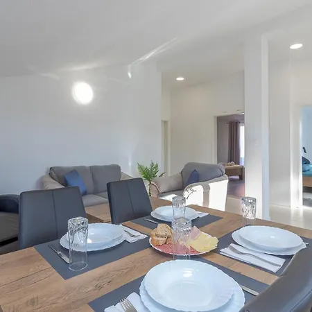 Lavanda Oklen Gasthuis