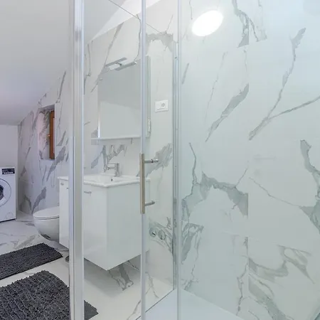 Lavanda Oklen Guest house 4*