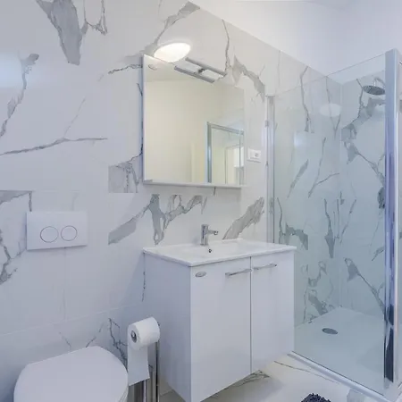 Lavanda Oklen بيت ضيافة 4*